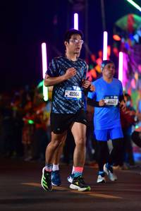 BIB: 41964, 41126
                            <button type="button" onclick="openModal(20696992)" class="btn btn-primary btn-sm float-right btn-popup" data-toggle="modal" data-target=".modal-high-quality">
                        <i class="fas fa-shopping-cart"></i> Add to Cart
                    </button>
                                            <button type="button" onclick="isThisMe(20696992, true)" class="btn btn-success btn-sm float-right btn-popup btn-isme hidden" data-toggle="tooltip" data-placement="bottom" title="นี่คือรูปของคุณใช่ไหม คลิกที่นี่เพื่อเอาเข้าอัลบั้ม">
                        <i class="fas fa-plus"></i> Add to album
                    </button>
                    <button type="button" onclick="isThisMe(20696992, false)" class="btn btn-warning btn-sm float-right btn-popup btn-isnotme hidden">
                        <i class="fas fa-ban"></i> Remove from album
                    </button>
